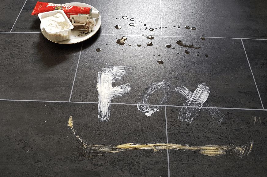 Various stains were created on the floor to perform the mop test of the Ecovacs Deebot X1 OMNI